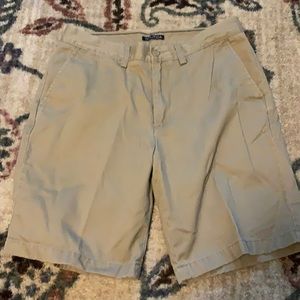 Size 32W Men’s Tan Shorts
